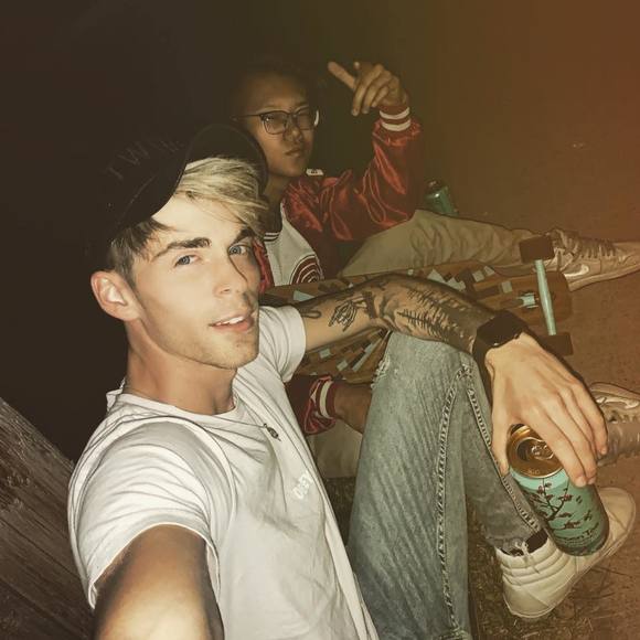 Meet your Posher, Jordan - Picture 1 of 1